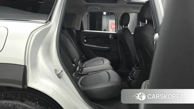 Mini Cooper Countryman 2023 Серебряный из Кореи, фото 3