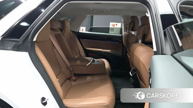 Hyundai Grandeur Hybrid (GN7) 2023 Белый из Кореи, фото 3