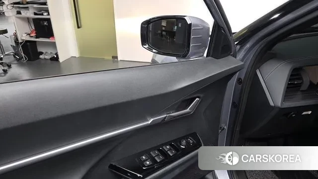 Ssangyong Torres 2022 Серебристо-серый из Кореи, фото 3