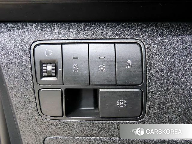 Hyundai Staria 2023 Серебряный из Кореи, фото 3