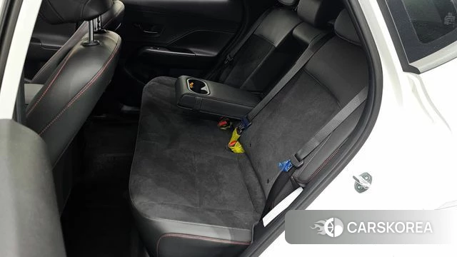 Hyundai Kona (SX2) 2023 Белый из Кореи, фото 3