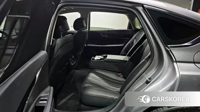 Genesis G80 (RG3) 2022 Серебряный из Кореи, фото 3