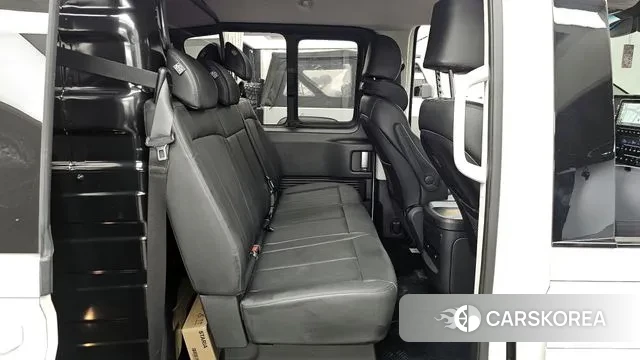 Hyundai Staria 2025 Белый из Кореи, фото 3