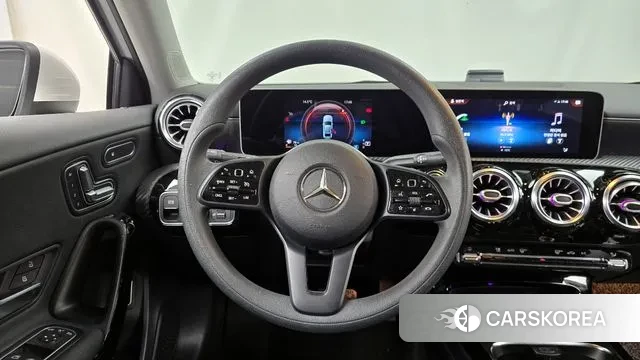 Mercedes-Benz A-Class W177 2020 Белый из Кореи, фото 3