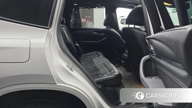 BMW X3 (G01) 2022 Белый из Кореи, фото 3