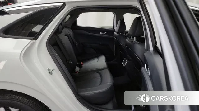 Kia The New K5 3rd generation 2024 Белый из Кореи, фото 3