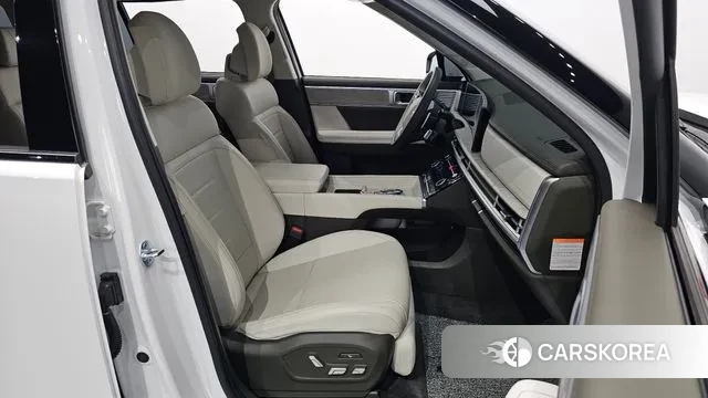 Hyundai Santa Fe (MX5) 2023 Белый из Кореи, фото 3