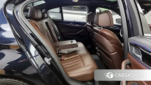BMW 5 Series (G30) 2019 Черный из Кореи, фото 3