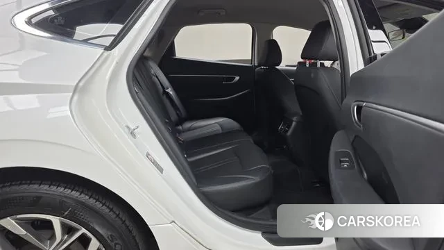 Hyundai Sonata (DN8) 2022 Белый из Кореи, фото 3