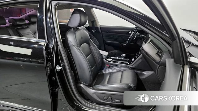 Kia K7 Premier 2020 Черный из Кореи, фото 3