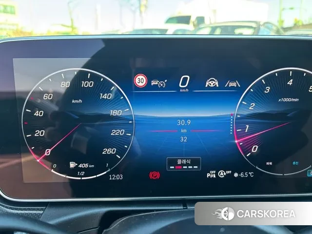 Mercedes-Benz CLE-Class C236 2025 Белый из Кореи, фото 3