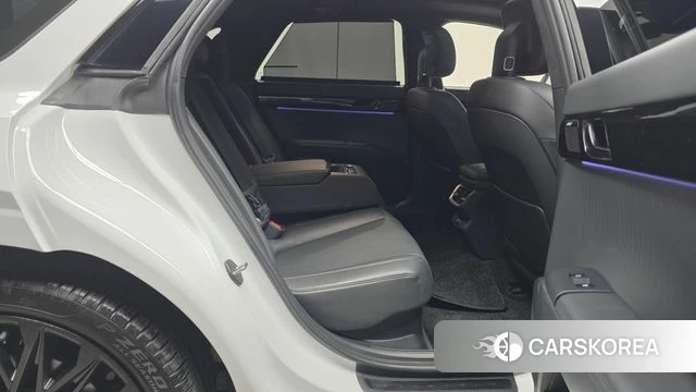 Hyundai Grandeur Hybrid (GN7) 2023 Белый из Кореи, фото 3