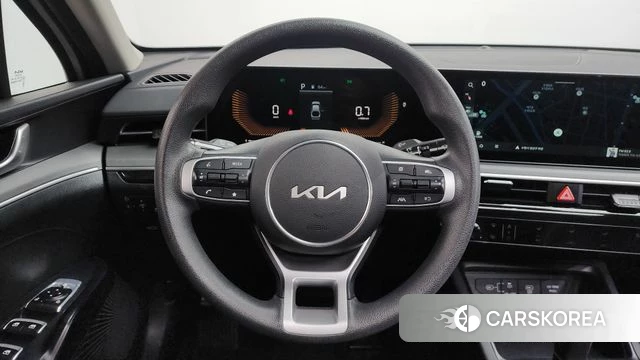 Kia The New K5 3rd generation 2024 Белый из Кореи, фото 3