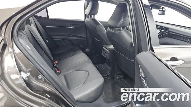 Toyota Camry (XV70) 2018 Коричневый из Кореи, фото 3