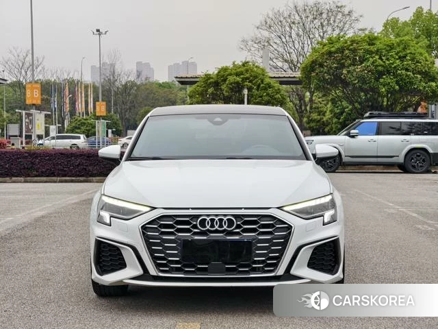 Audi A3 2023 Белый из Китая, фото 3