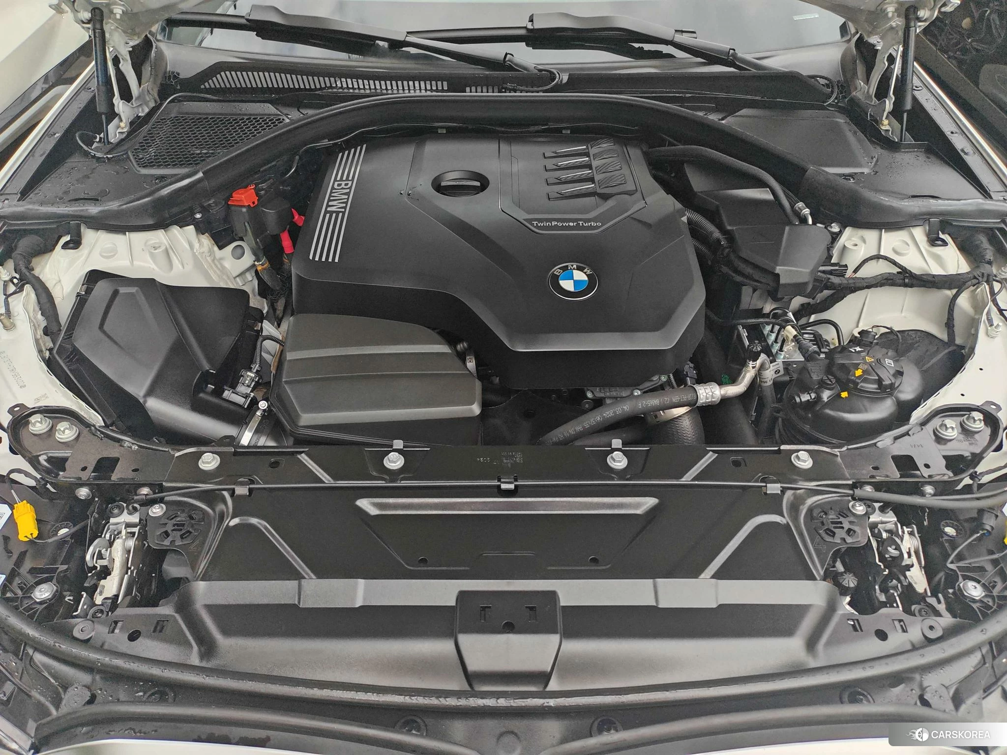 BMW 3 series 2022 Белый из Китая, фото 3