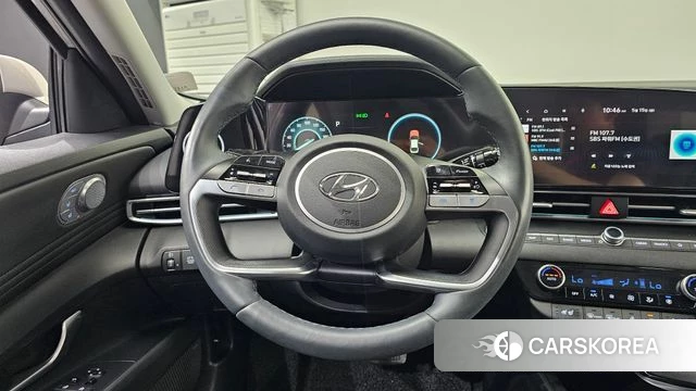 Hyundai Avante Hybrid (CN7) 2021 Серебристо-серый из Кореи, фото 3