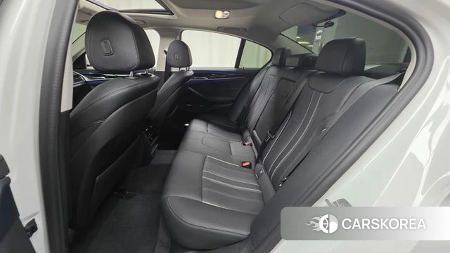 BMW 5 Series (G30) 2020 Белый из Кореи, фото 3