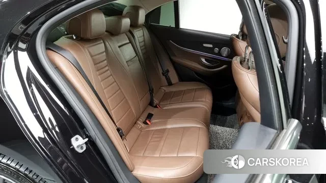 Mercedes-Benz E-Class W213 2019 Черный из Кореи, фото 3