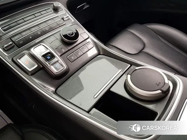 Hyundai The New Santa Fe 2021 Белый из Кореи, фото 3