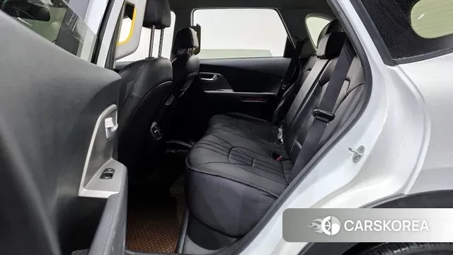 Kia Niro Plus 2022 Белый из Кореи, фото 3