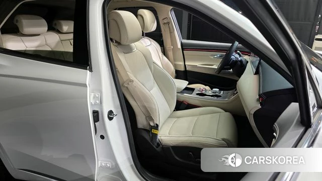 Genesis GV70 2024 Белый из Кореи, фото 3