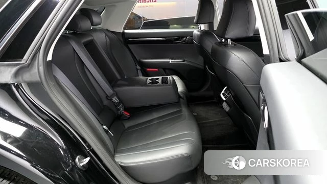 Hyundai Grandeur Hybrid (GN7) 2023 Черный из Кореи, фото 3