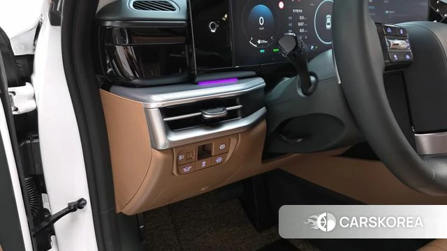 Hyundai Grandeur Hybrid (GN7) 2023 Белый из Кореи, фото 3