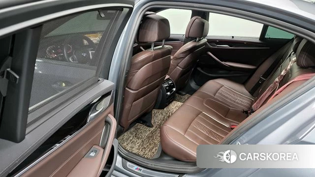 BMW 5 Series (G30) 2023 Серый из Кореи, фото 3