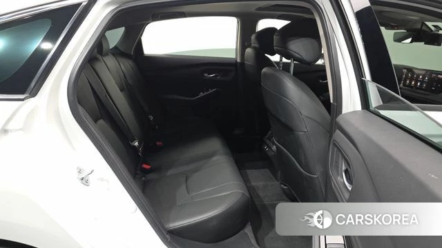 Honda Accord 11th Generation 2024 Белый из Кореи, фото 3