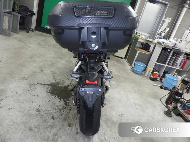 Проданный Honda CB650R id 3949444 из Японии, фото 2