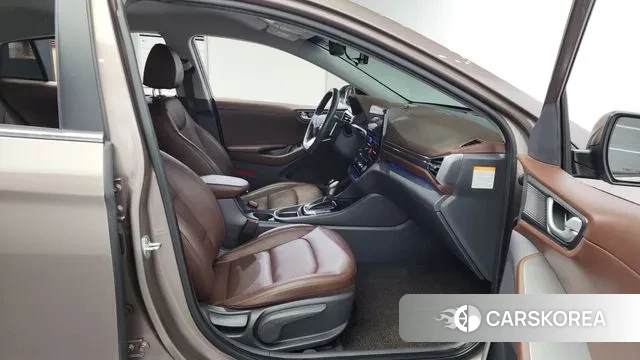 Hyundai The New Ionic Hybrid 2019 Песочный из Кореи, фото 3