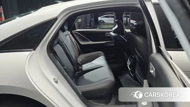 Hyundai Ionic 6 2025 Белый из Кореи, фото 3