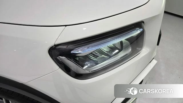 Mercedes-Benz GLB-Class X247 2026 Белый из Кореи, фото 3