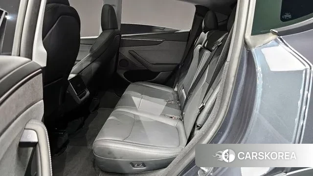 Tesla Model Y 2025 Серый из Кореи, фото 3