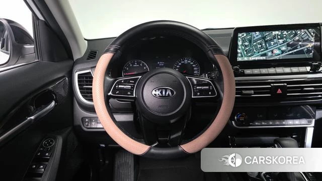 Kia Seltos 2021 Белый из Кореи, фото 3