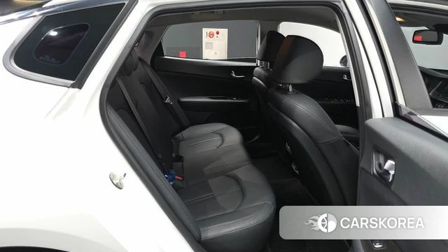 Kia The New K5 2nd generation 2018 Белый из Кореи, фото 3