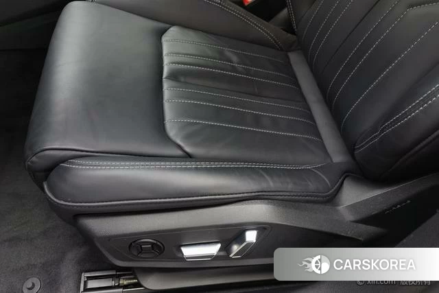 Audi A6L 2023 Черный из Китая, фото 3