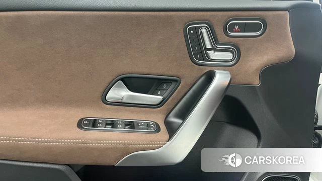 Mercedes-Benz A-Class W177 2026 Белый из Кореи, фото 3