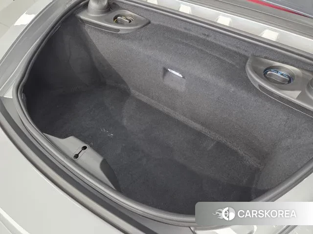 Porsche 718 Boxster 2020 Серебряный из Кореи, фото 3