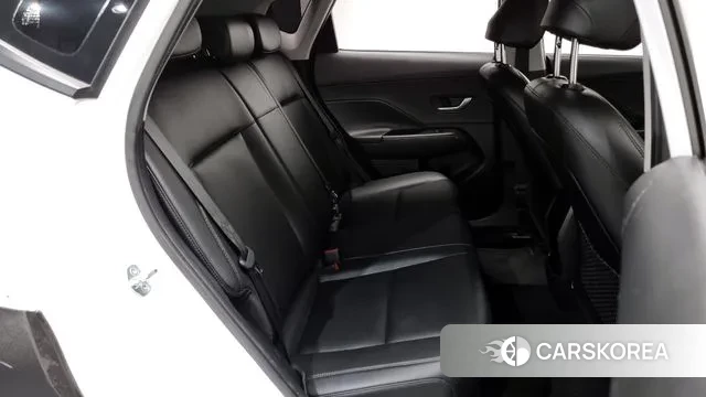 Hyundai Kona (SX2) 2023 Белый из Кореи, фото 3