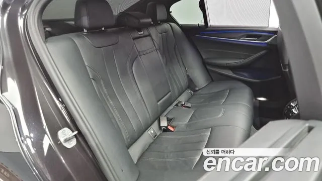 BMW 5 Series (G30) 2023 Серый из Кореи, фото 3