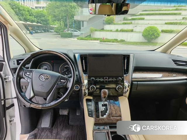 Toyota Elfa 2021 Белый из Китая, фото 3