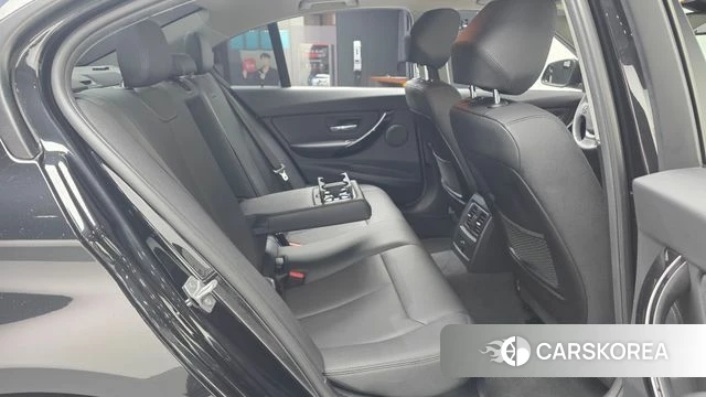 BMW 3 Series (F30) 2018 Черный из Кореи, фото 3