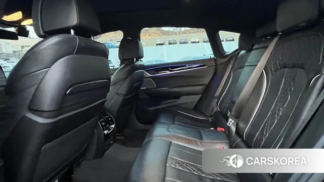 BMW 6 Series GT (G32) 2022 Черный из Кореи, фото 3