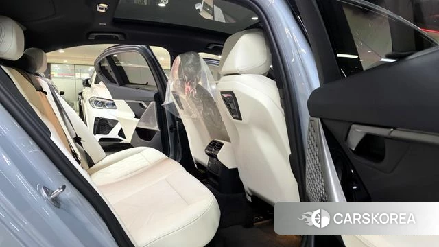BMW i5 (G60) 2026 Белый из Кореи, фото 3