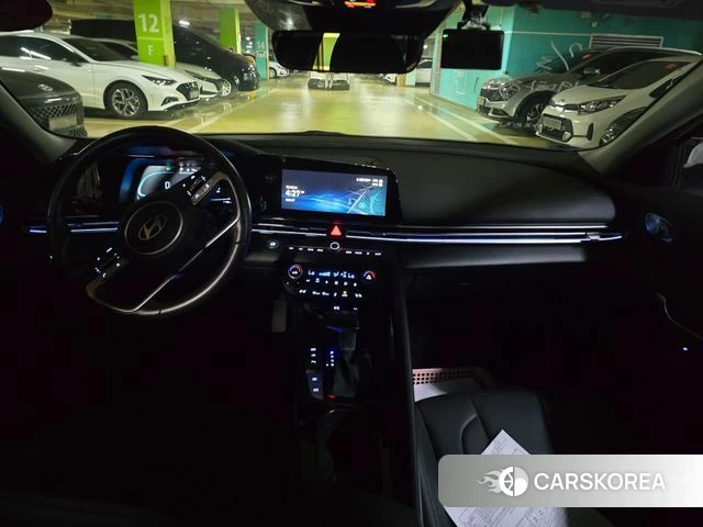 Hyundai The New Avante (CN7) 2023 Белый из Кореи, фото 3