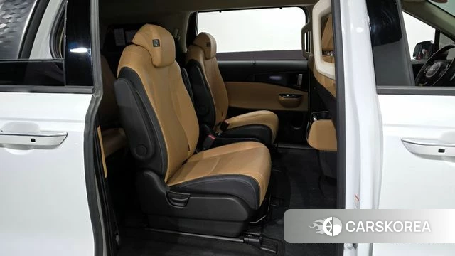 Kia Carnival 4th generation 2022 Белый из Кореи, фото 3