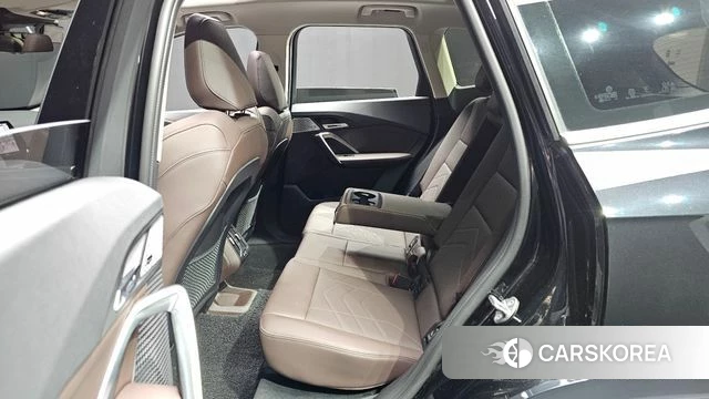 BMW X1 (U11) 2024 Черный из Кореи, фото 3