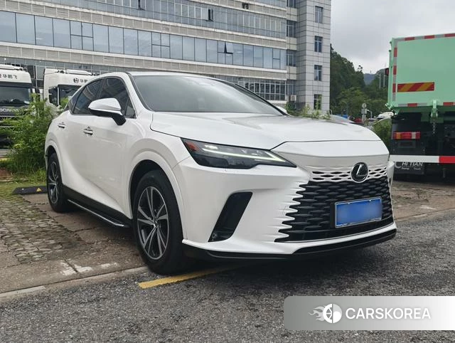 Lexus RX 2023 Белый из Китая, фото 3